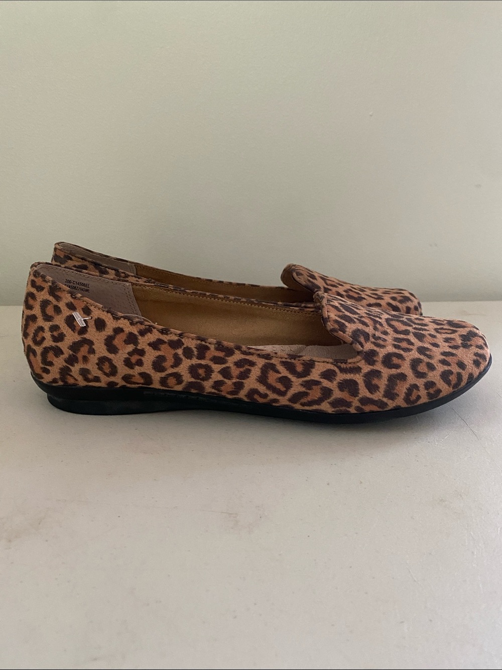 Cliff’s by White Mountain Gently loafers leopard print comfort size 10 slip on